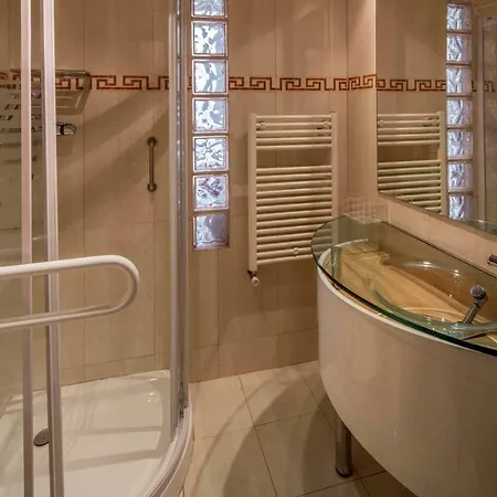 ático Con Gran Terraza En El Corazón De *